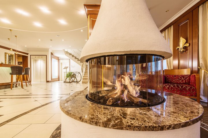 Hotel Interior 2 of 73