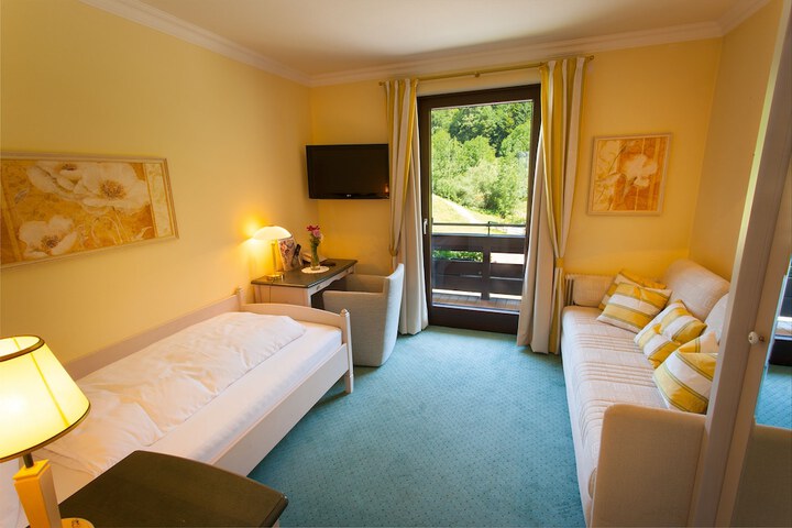 Room 4 of 57