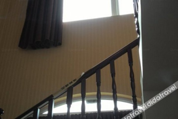 Hero Image 1 of 17