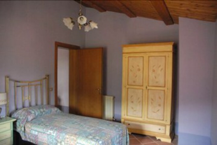 Room 29 of 34