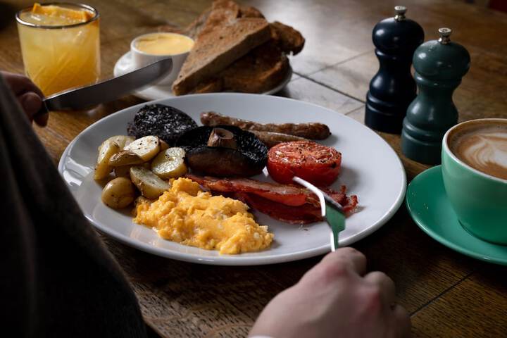 Breakfast meal
