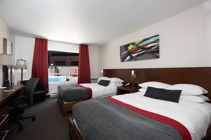 Classic 2 Double Beds (1 of 7)
