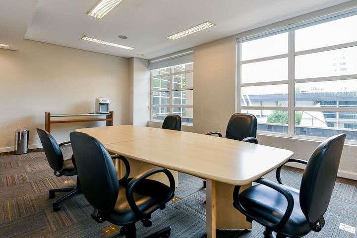 Business Center 118 of 133