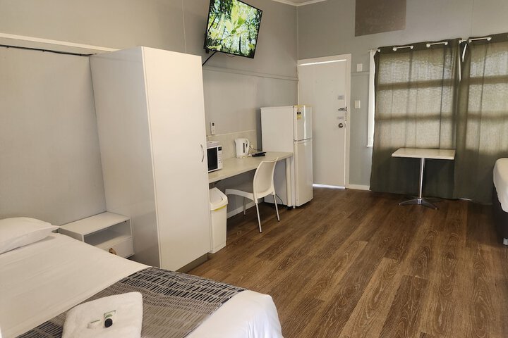Room 21 of 42