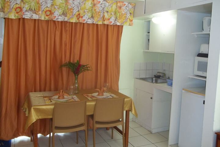 Private kitchenette