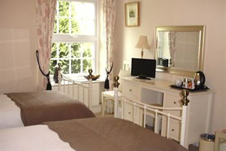 Room 16 of 25