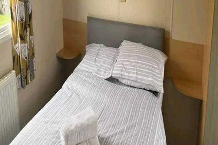 Room 3 of 22