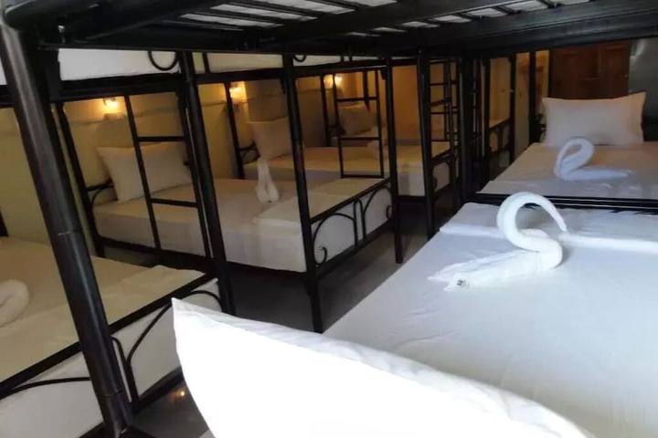 Room 20 of 49