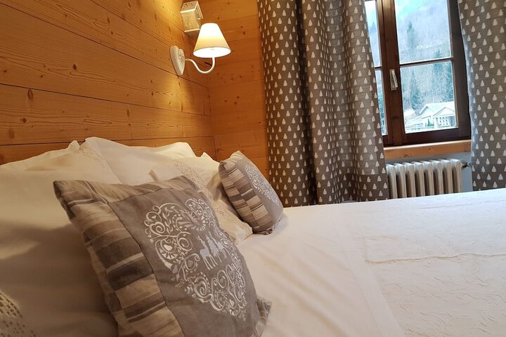 Room 4 of 42