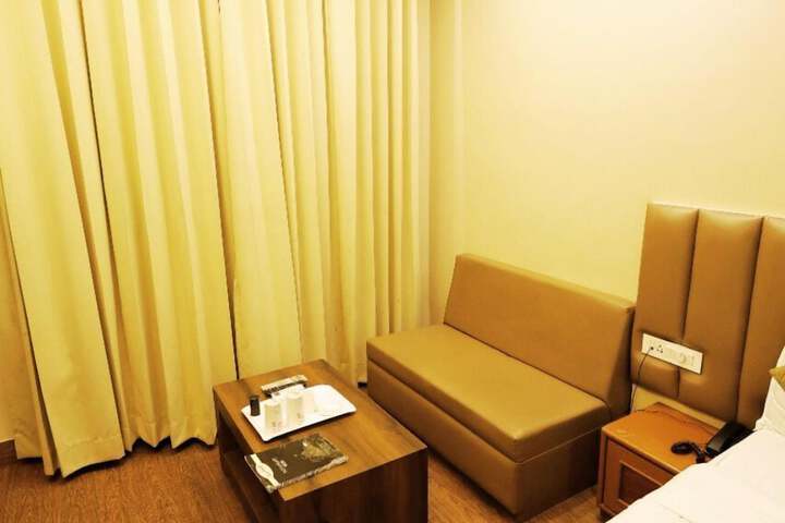 Room 20 of 29