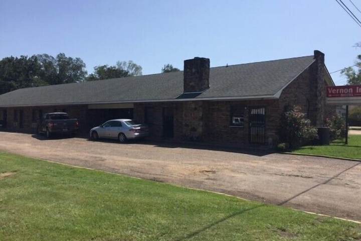 Photo of Vernon Inn Motel