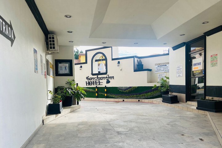 Hotel 18 of 19