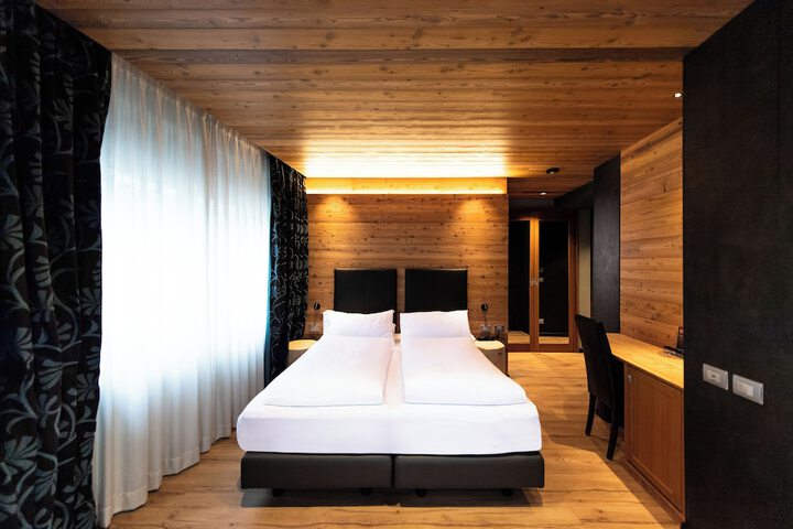 Room 17 of 55