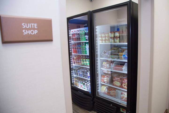 Snack bar
