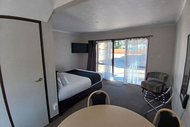 Room 55 of 120