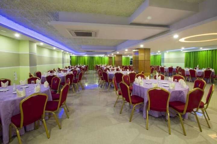 Ballroom/Hall 47 of 55