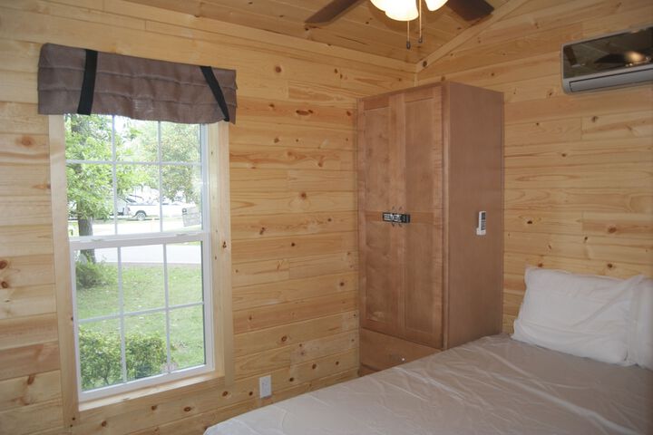 Room 5 of 29