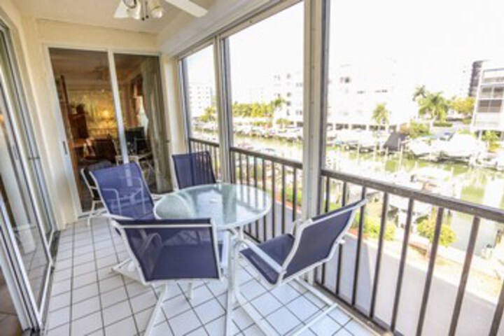 Terrace/Patio 2 of 24