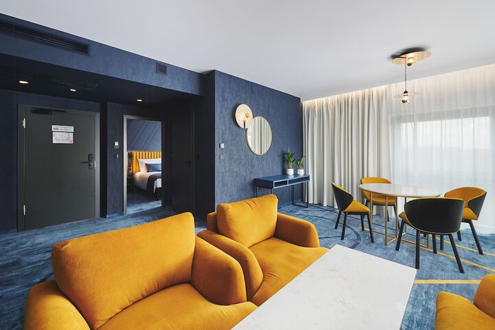 Room 16 of 61