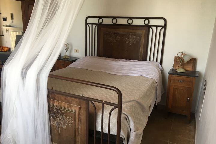 Room 20 of 206