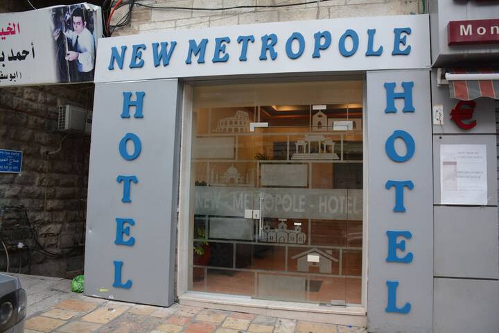 Photo of New Metropole Hotel