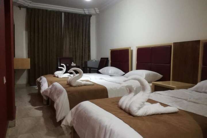 Room 13 of 46
