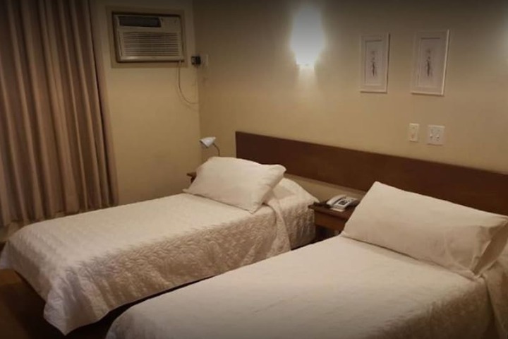 Room 14 of 42