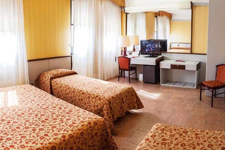 Room 23 of 130