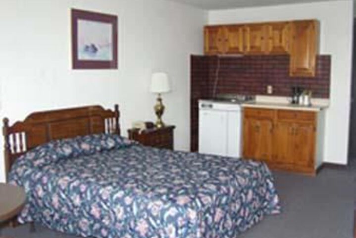 Room 2 of 4