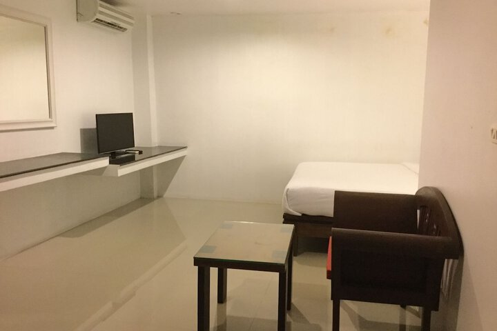Room 14 of 62