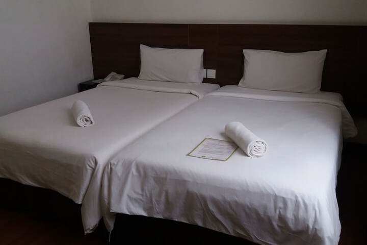 Room 8 of 53