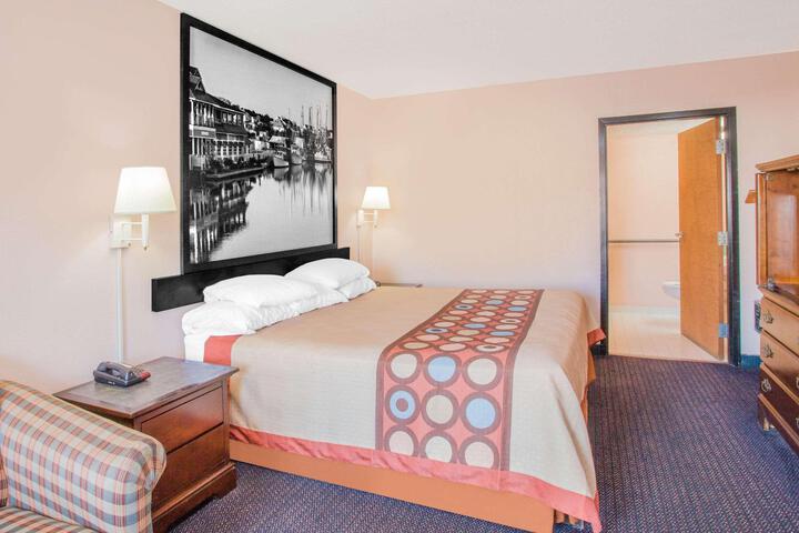 2 Double Beds (4 of 4)