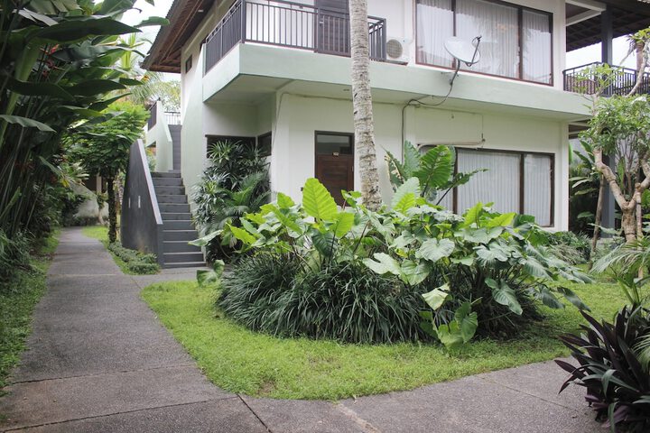 Hotel Exterior 57 of 66