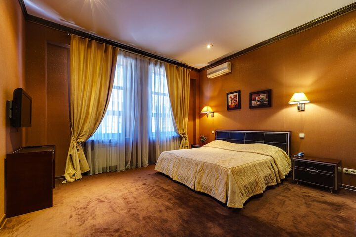 Room 3 of 55