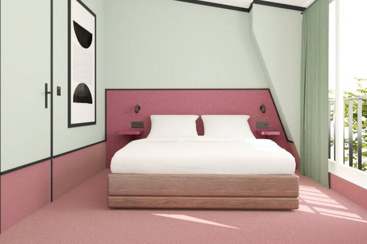 Room 3 of 17