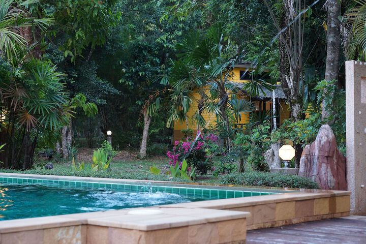 Pool 39 of 78