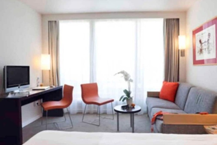 Room 14 of 188