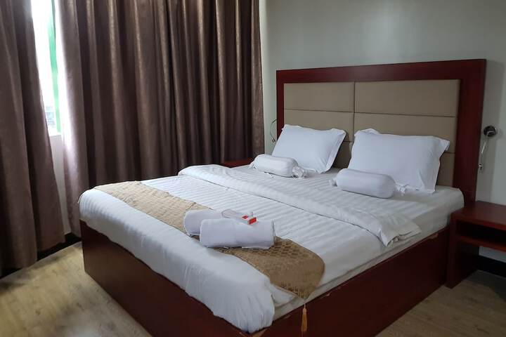 Room 6 of 36