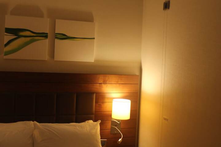 Room 10 of 70