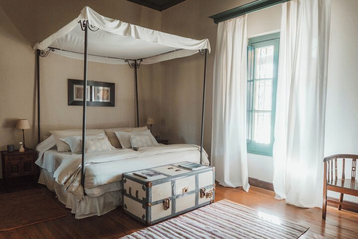 Room 2 of 64