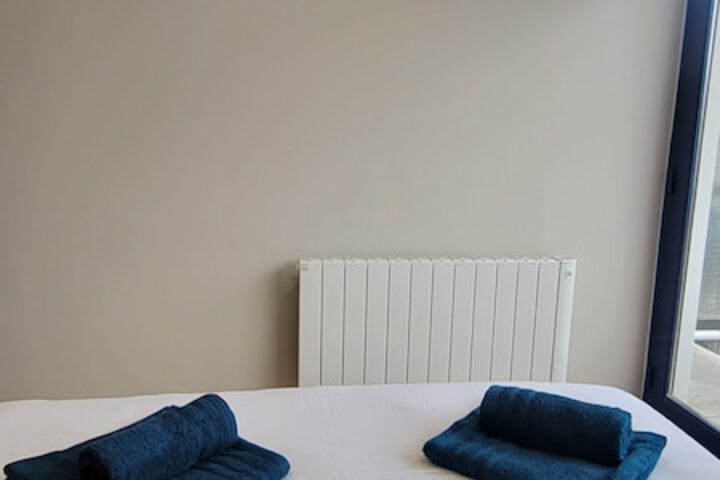 Room 11 of 27