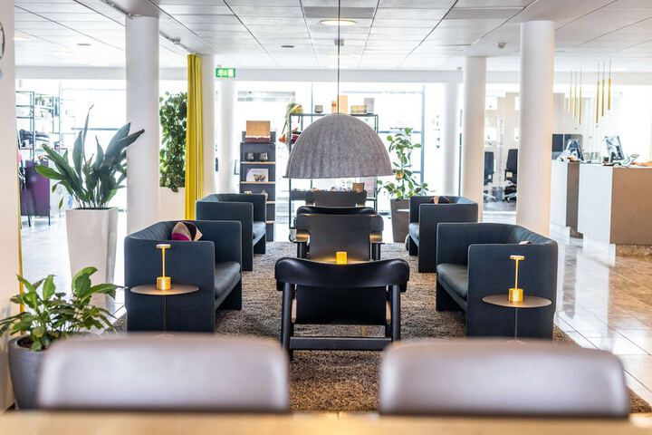 Guest Lobby