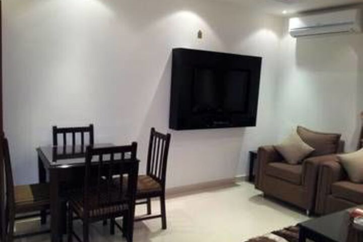 Room 15 of 17