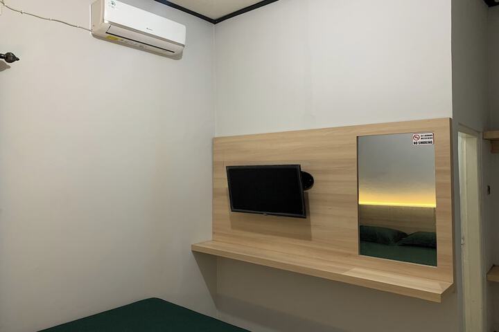 Room 16 of 59
