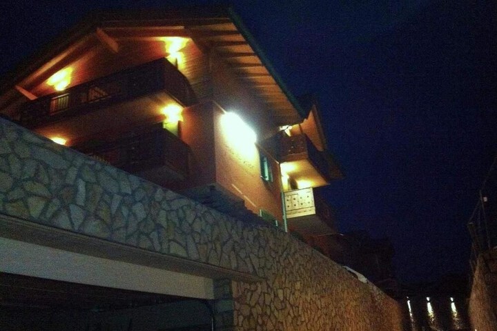 Hotel 32 of 33