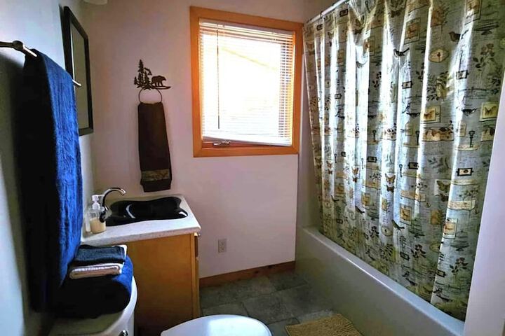 Room 35 of 117
