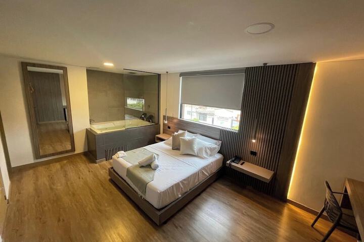 Room 10 of 137