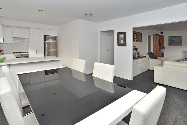 Room 8 of 37