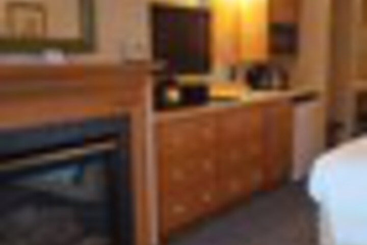 Room 38 of 279