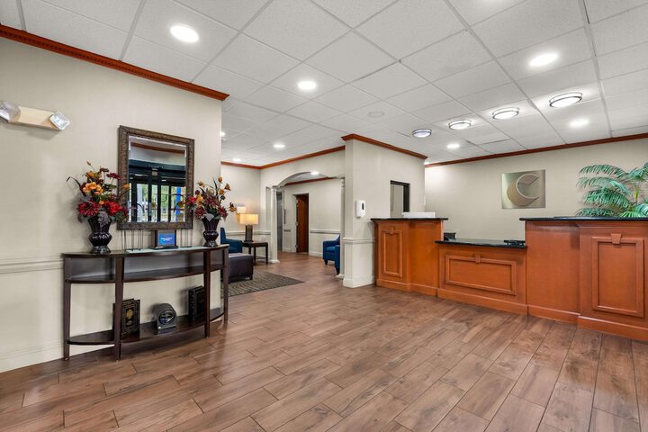 Hotel Interior 5 of 39